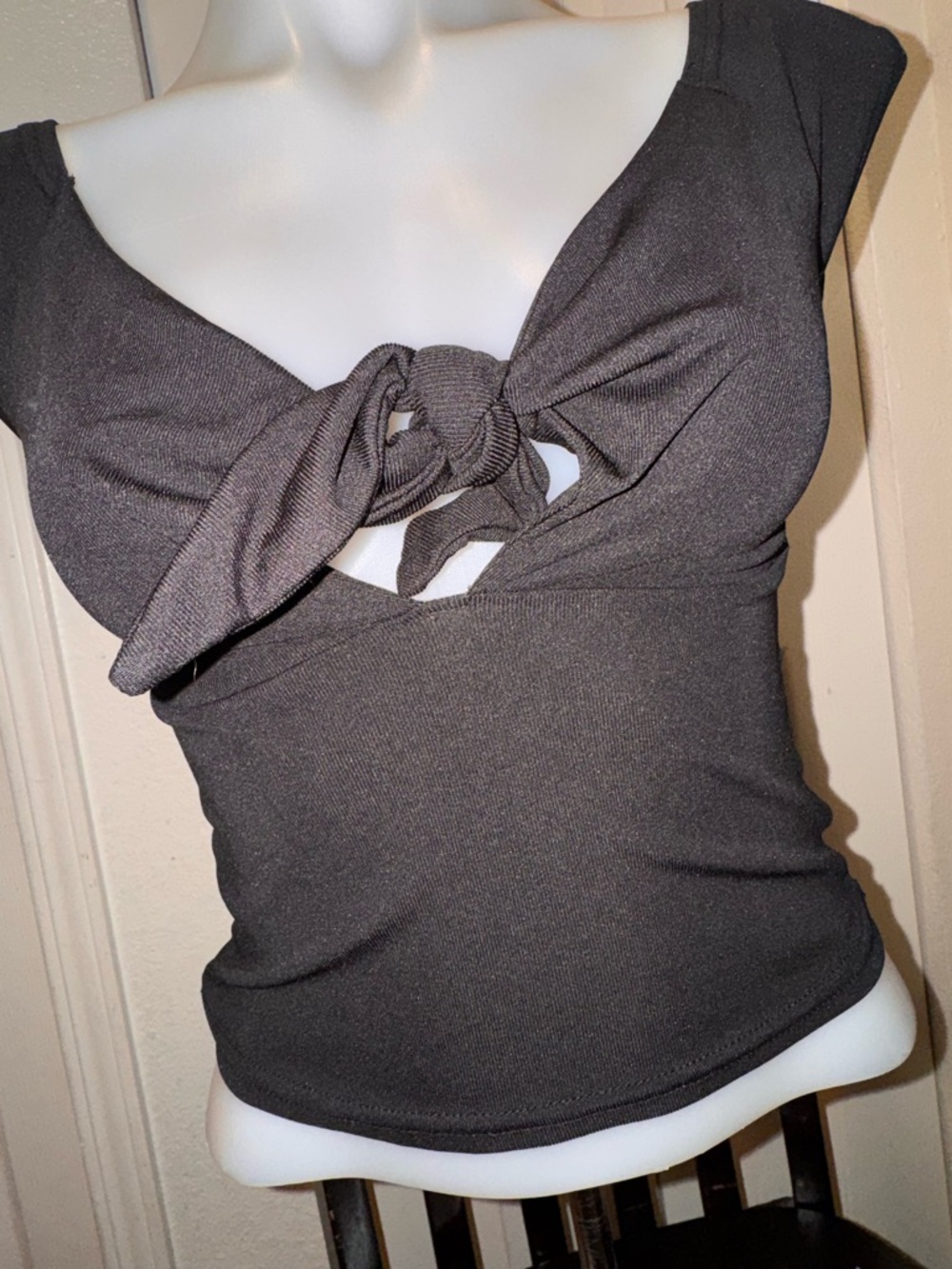 Black Tie-Front Women’s Top - Picture 5 of 8
